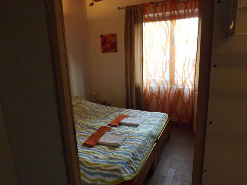 Napos Vendeghaz Hotel Gyor Ngoại thất bức ảnh
